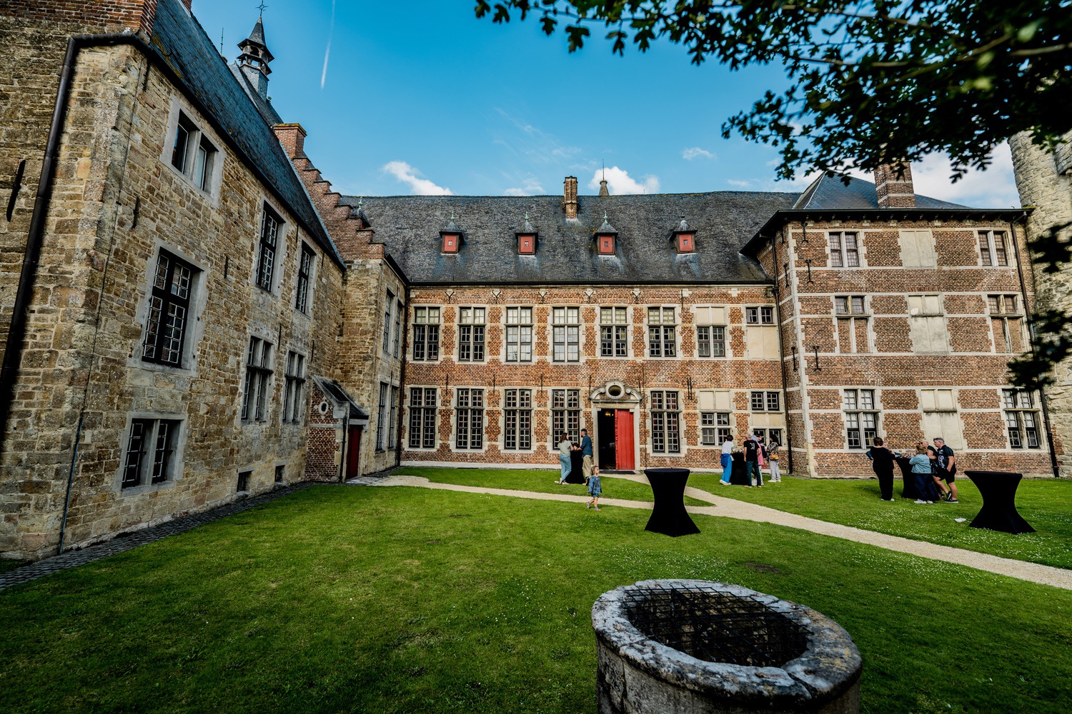 https://registratie-aanbod.vrouwennet.be/uploads/aanbod/charlotte-meys-herita-vrouwennet-photo-1_1776689054.jpg