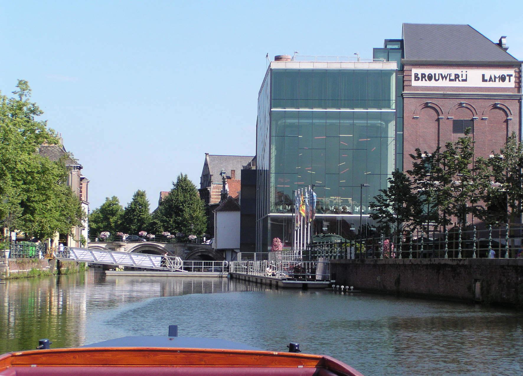 https://registratie-aanbod.vrouwennet.be/uploads/aanbod/detail_photo_3680f7bd56284f_1745845205.jpg