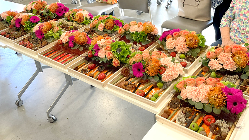 https://registratie-aanbod.vrouwennet.be/uploads/aanbod/dieter-verspeelt-rt-factorybloemstukjebe-vrouwennet-photo-1_1772699714.jpg
