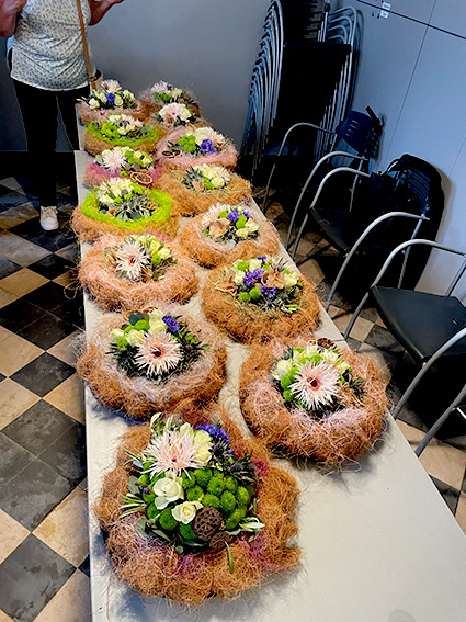 https://registratie-aanbod.vrouwennet.be/uploads/aanbod/dieter-verspeelt-rt-factorybloemstukjebe-vrouwennet-photo-5_1772699714.jpg