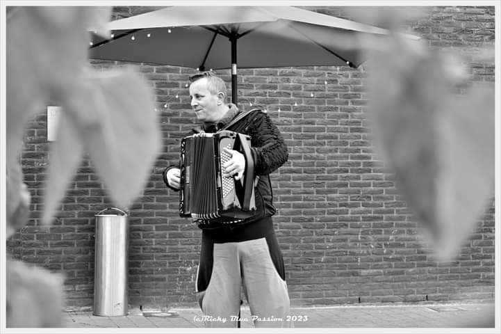 https://registratie-aanbod.vrouwennet.be/uploads/aanbod/jonas-van-esch-wederzijds-genoegen-vzw-vrouwennet-photo-1_1772696510.jpeg