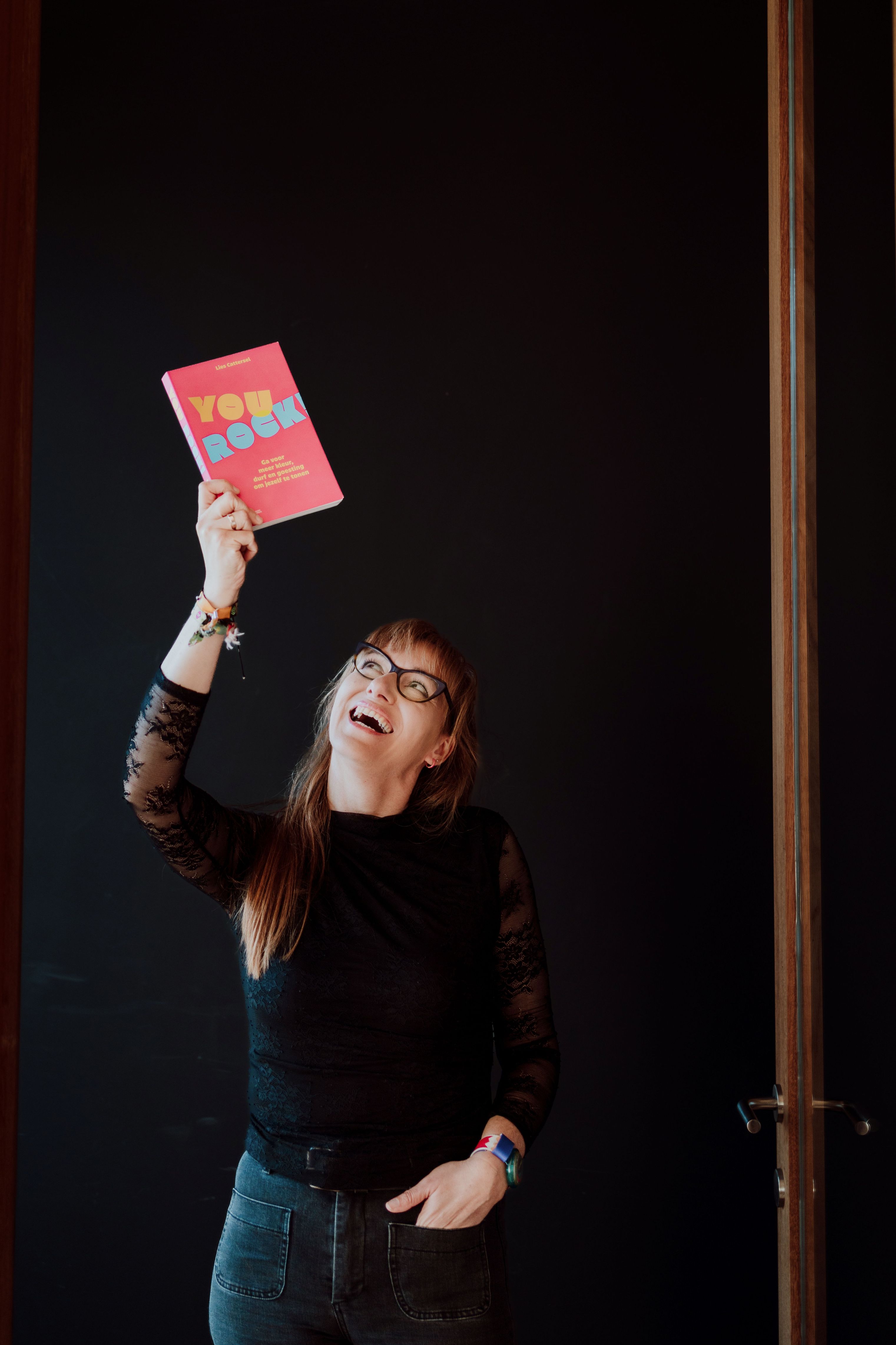 https://registratie-aanbod.vrouwennet.be/uploads/aanbod/lies-cattersel-ad-astra-storytelling-commv-vrouwennet-overview_1778578787.jpg